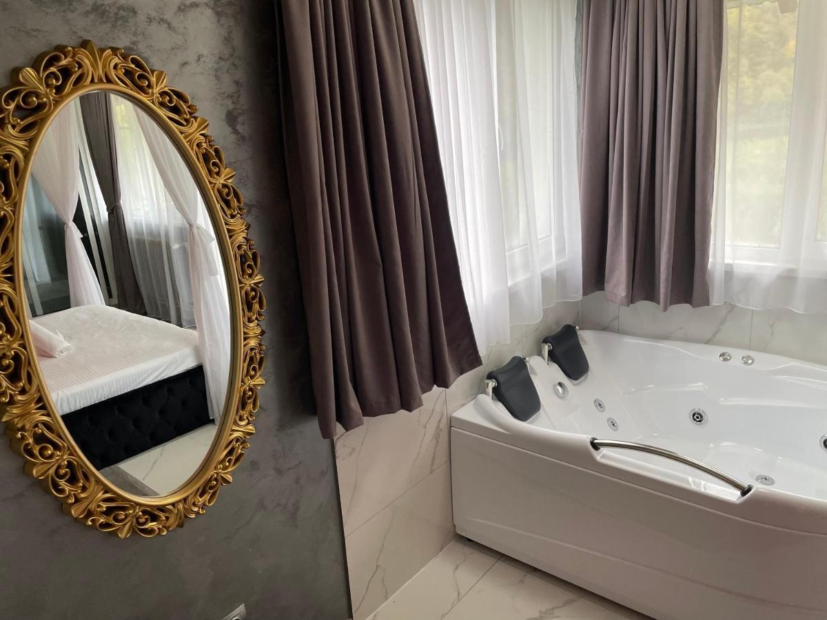 La Protap Calimanesti Hotel ภายนอก รูปภาพ