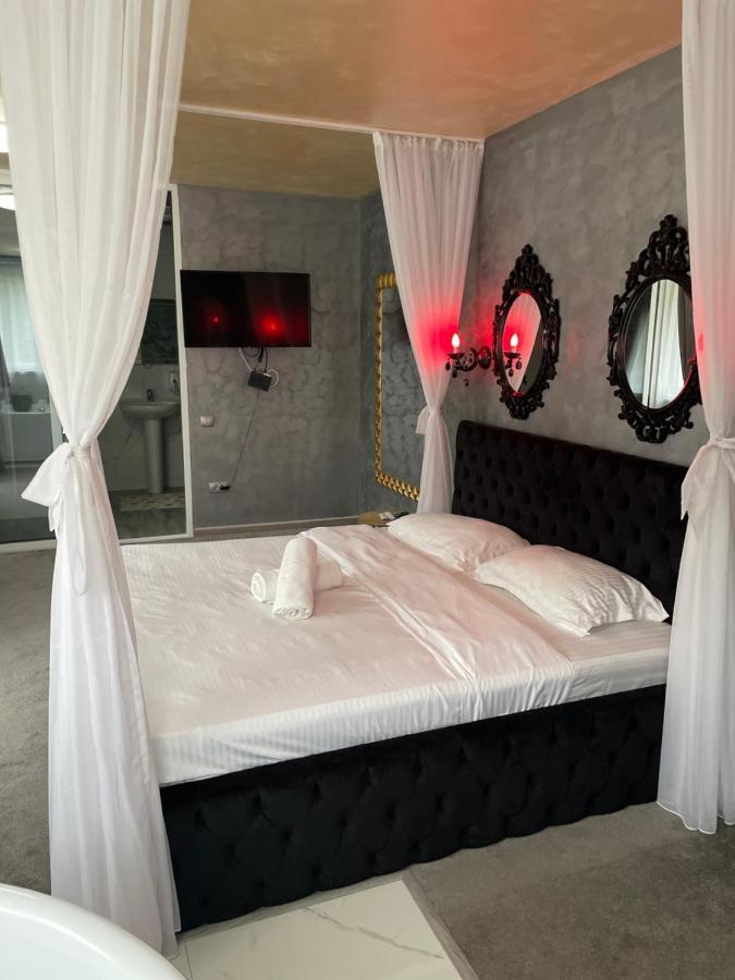 La Protap Calimanesti Hotel ภายนอก รูปภาพ